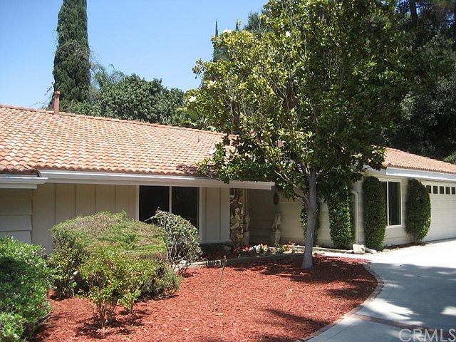 1st image of 16034 Chella Dr
