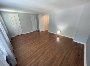 7276 Shellburne Dr, Raleigh, NC 27612