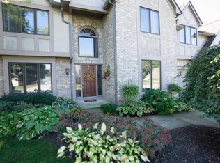1113 Baumock Burn Dr, Columbus, OH 43235