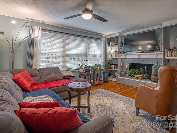 5th image of 3030 7th Street Dr NE