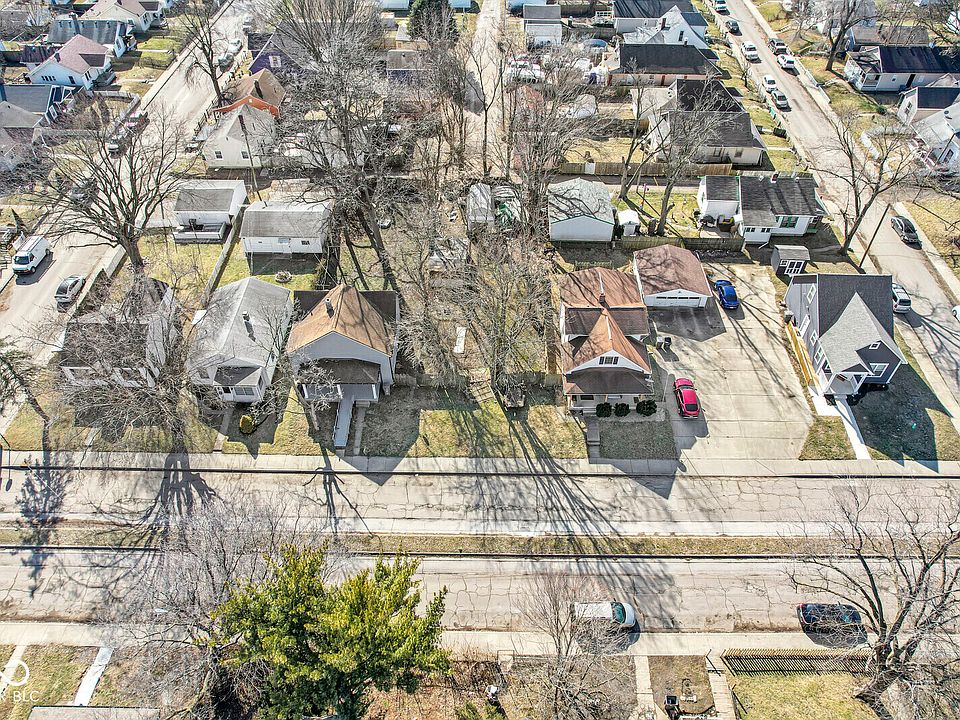 2nd image of 3041 Meredith Ave