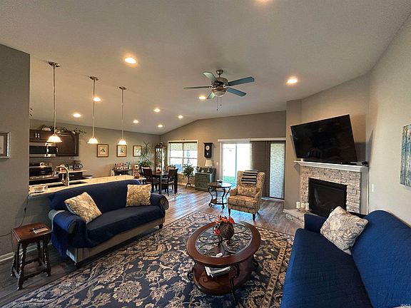 5th image of 8146 Easthampton Blvd