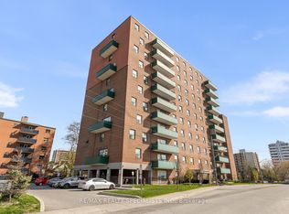 49 Queen St E #301, Mississauga, ON L5G4N6
