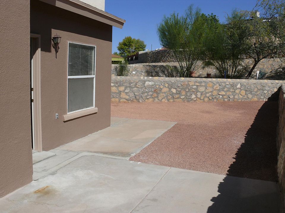 1st image of 2138 King James Pl