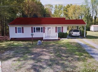 365 Virgil Hill Rd, Asheboro, NC 27205
