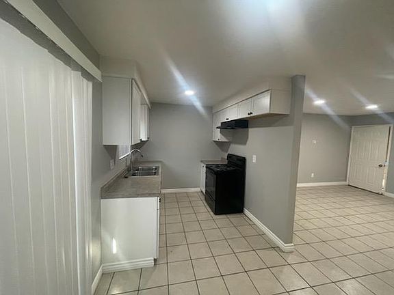 2nd image of 8019 Albany Dr #2