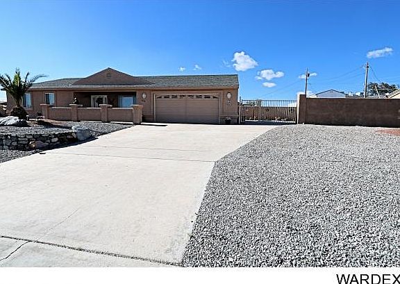 2nd image of 3575 Parkview Dr