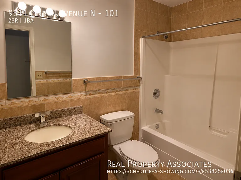 9511 Linden Ave N #101 — Photo 11