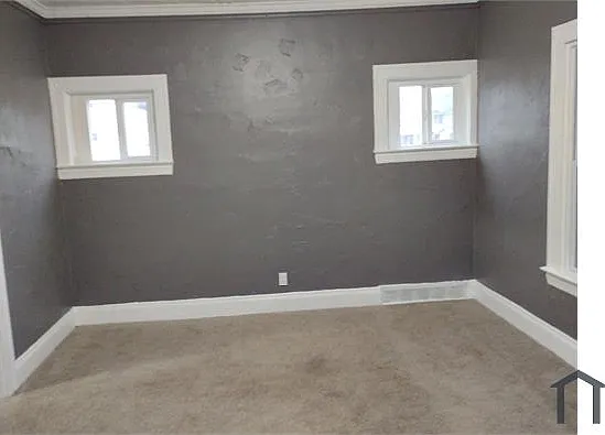 2 bed, $900 — Photo 3