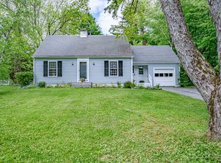 34 Rand Rd, Yarmouth, ME 04096