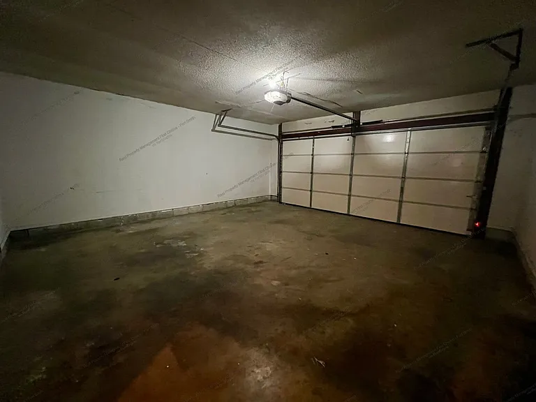 102 Beta Cir — Photo 19