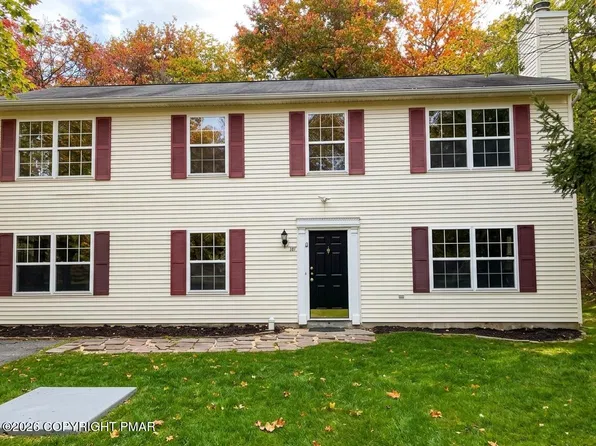 9552 Jasmine Dr, Tobyhanna, PA 18466