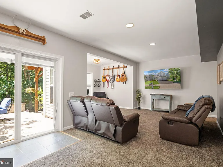 6050 Smooth Stone Pl — Photo 48