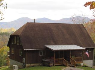 1030 Old Log Rd, Green Mountain, NC 28740