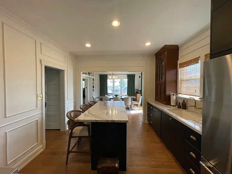 84 W Apricot Ave — Photo 4