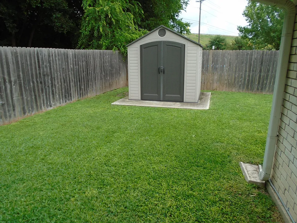 Outside storage building