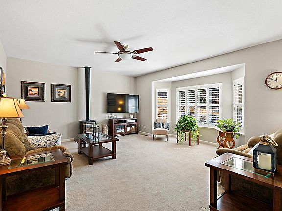 5th image of 17291 Knollview Drive