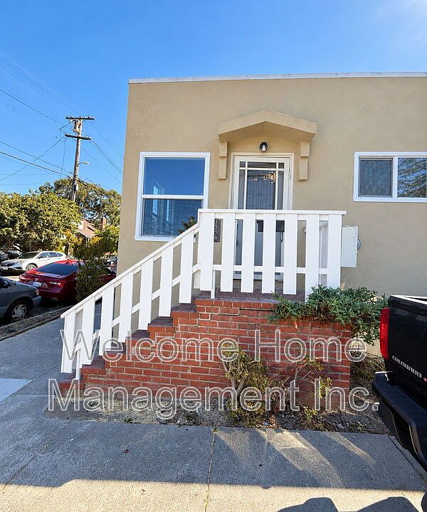 1st image of 1538 Berkeley Way