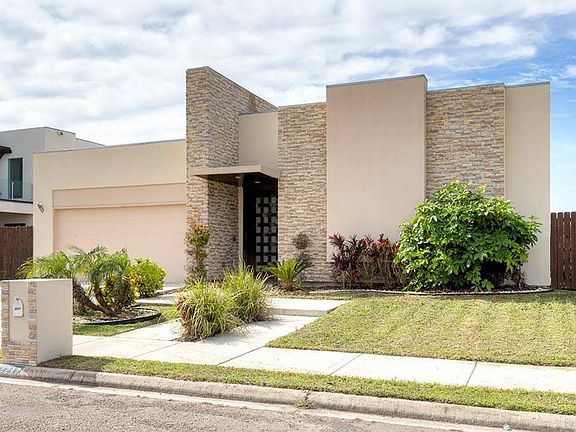 3rd image of 2217 Karina Dr