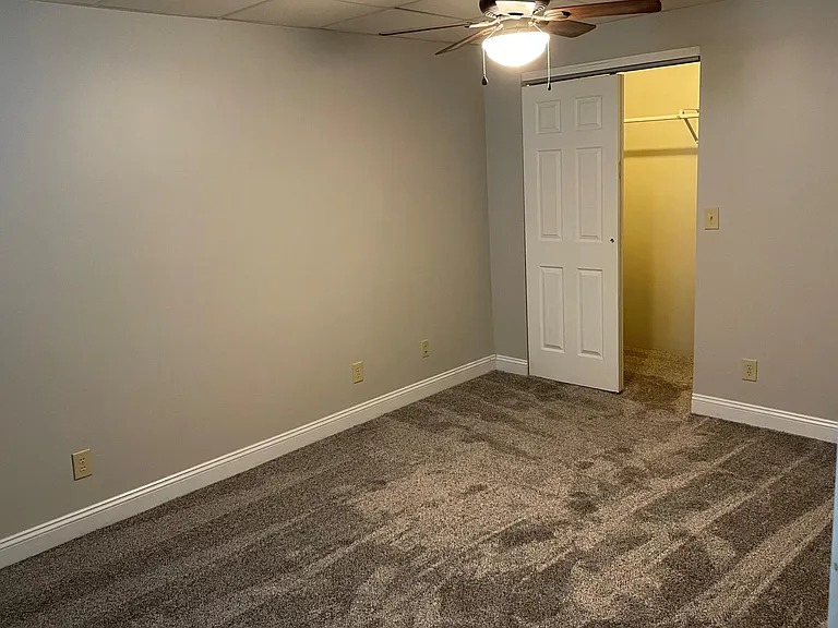 735 S Grand Ave — Photo 15