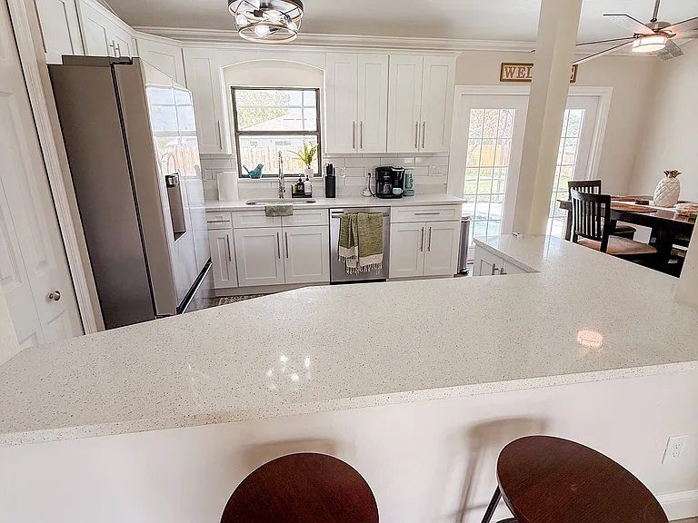 2358 SE Heathwood Cir — Photo 12