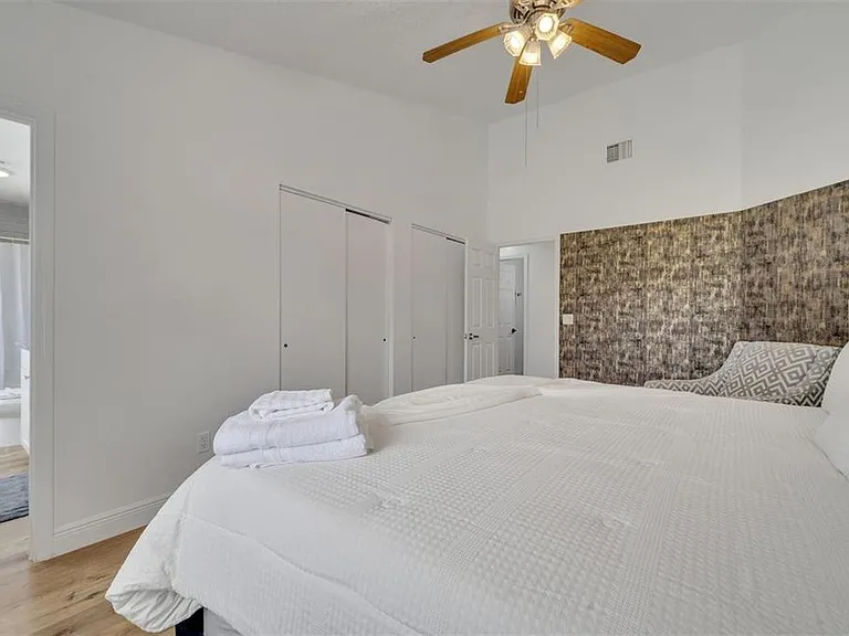 153 Sandalwood Dr — Photo 12