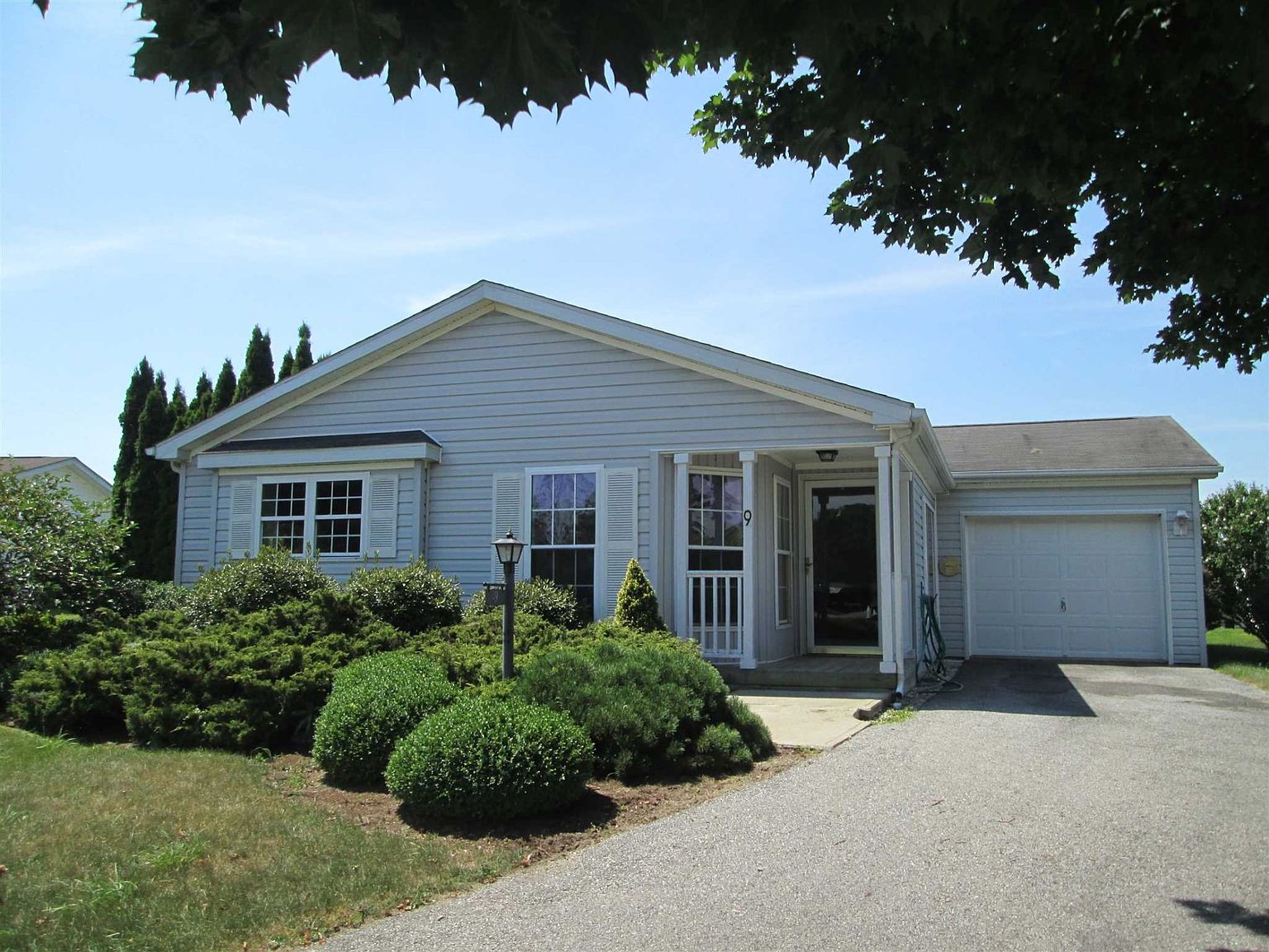 9 Gables Blvd, Poughkeepsie, NY 12603 Zillow