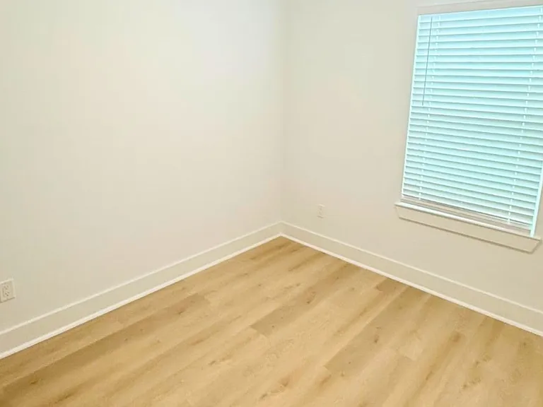4117 Shelby Cir #B — Photo 10