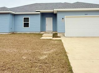 3359 Country Ln, Milton, FL 32583