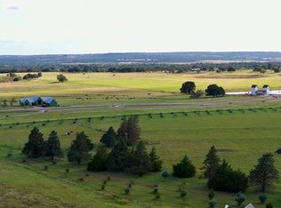 202 Interlaken St, Fredericksburg, TX 78624