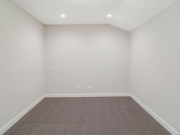 5th image of 187 Loralei Lane