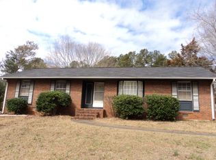 171 Merlin Dr, Athens, GA 30606