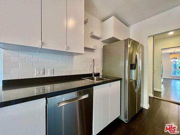 5th image of 1735 N Fuller Ave APT 326