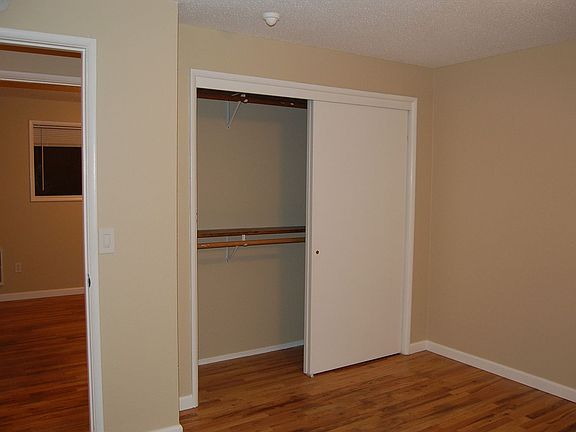 4th image of 3019 NE Littler Way