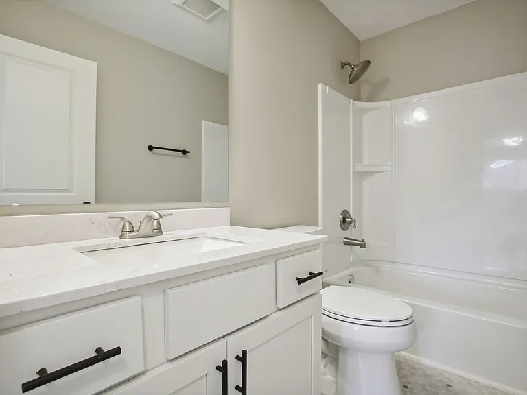 Marion Apartments — Photo 8