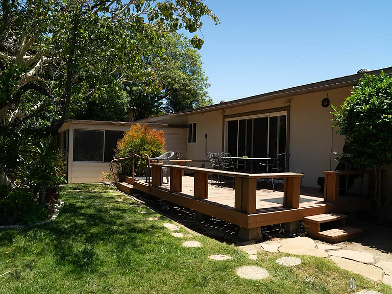 1141 Juliette Pl — Photo 25