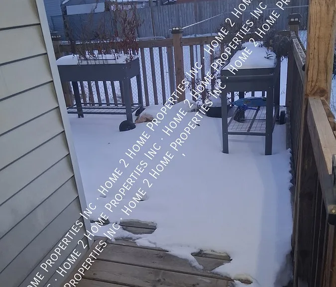 1063 Hickory Rd — Photo 16