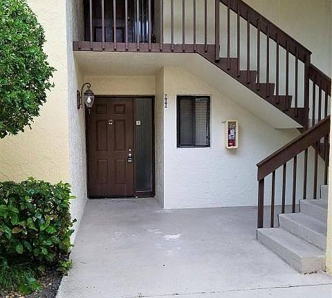 2nd image of 65 Pelican Pointe Dr