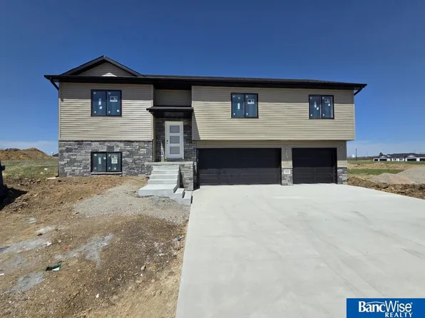 210 W Winona Ave, Lincoln, NE 68523