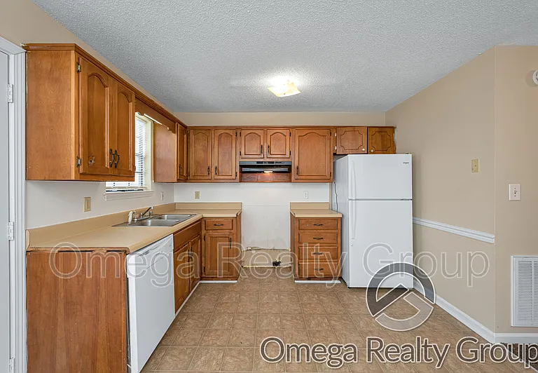 403 22nd Ave NE — Photo 10