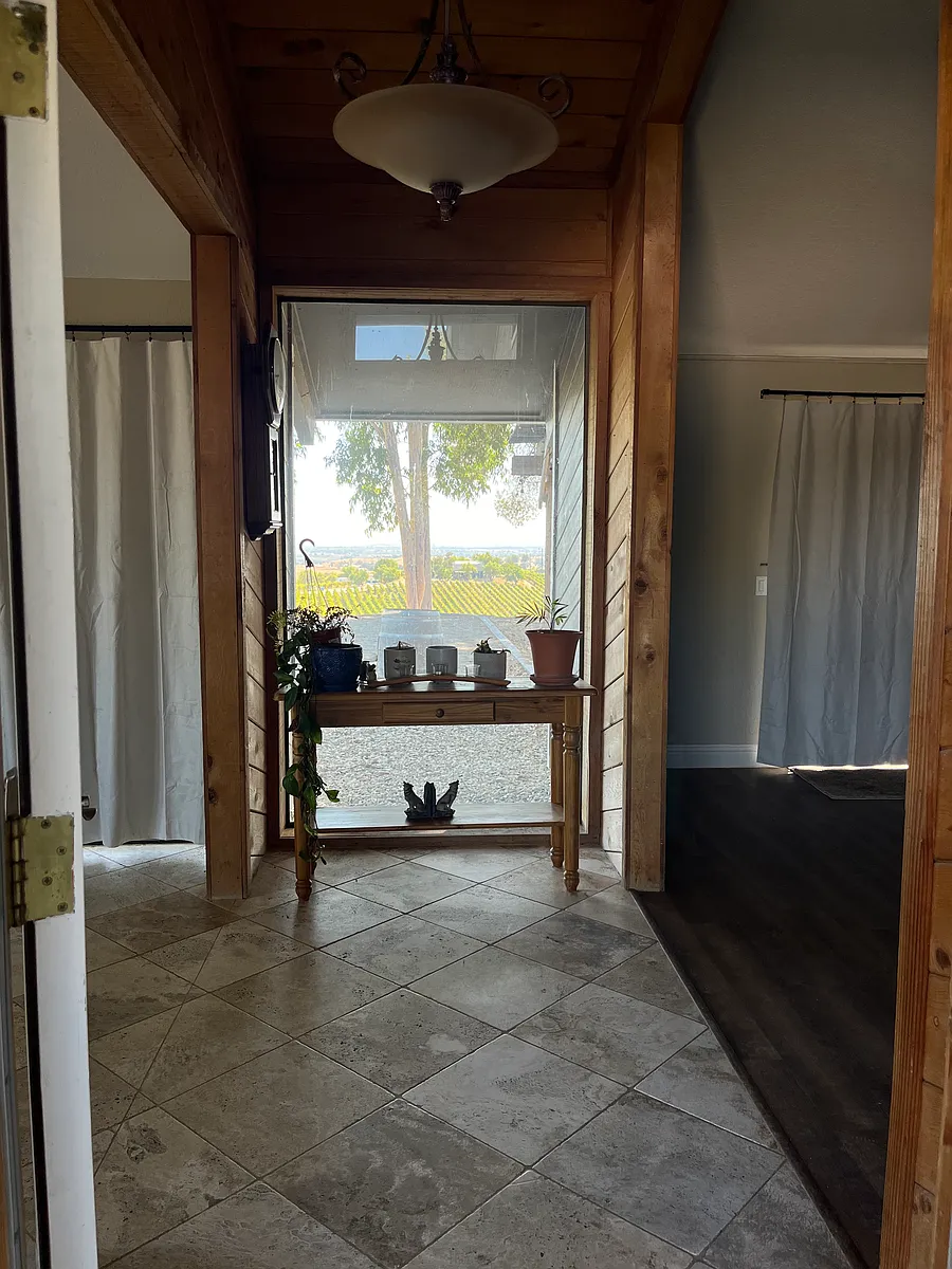 Entry picture window - 5805 Vista Serrano