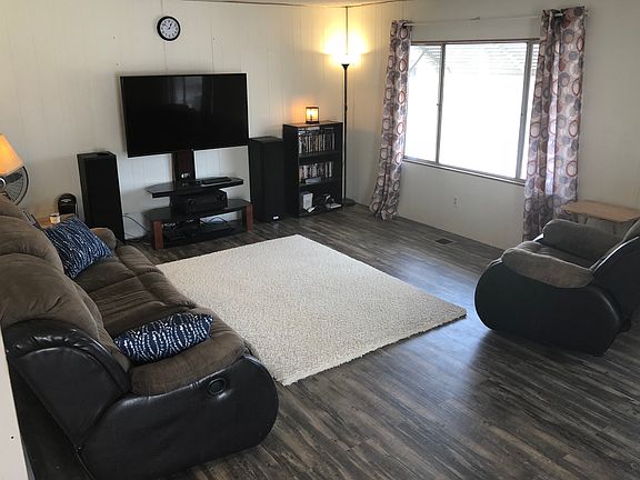 2nd image of 2676 Anita Ave