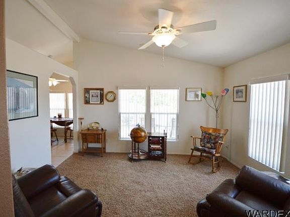 4th image of 379 Park River Dr