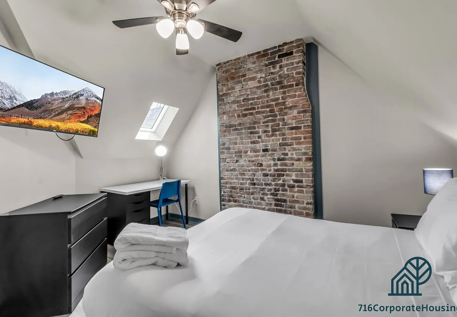 2 bed, 1.0 bath, $2,200 — Photo 1