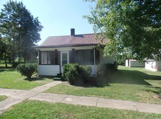 390 E Bogard St, Lyons, IN 47443