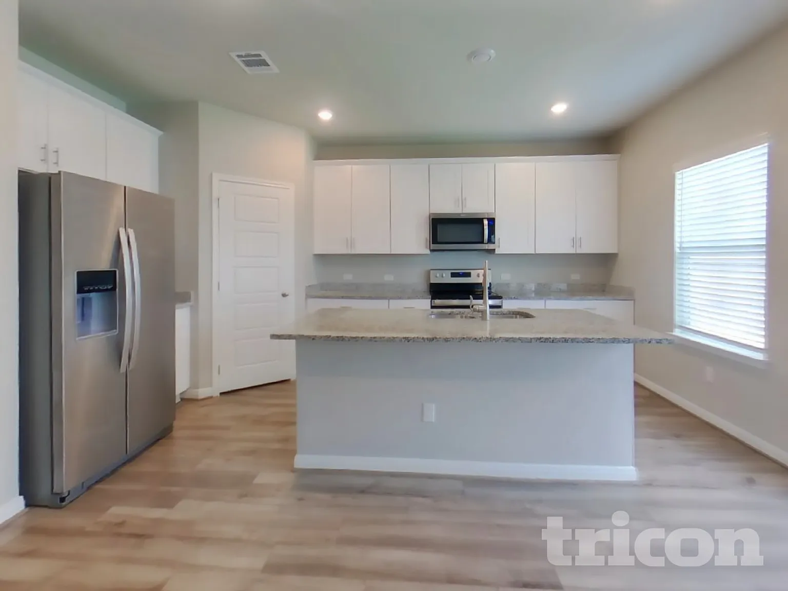 13605 Paxton Boulevard Saint Hedwig TX — Photo 4