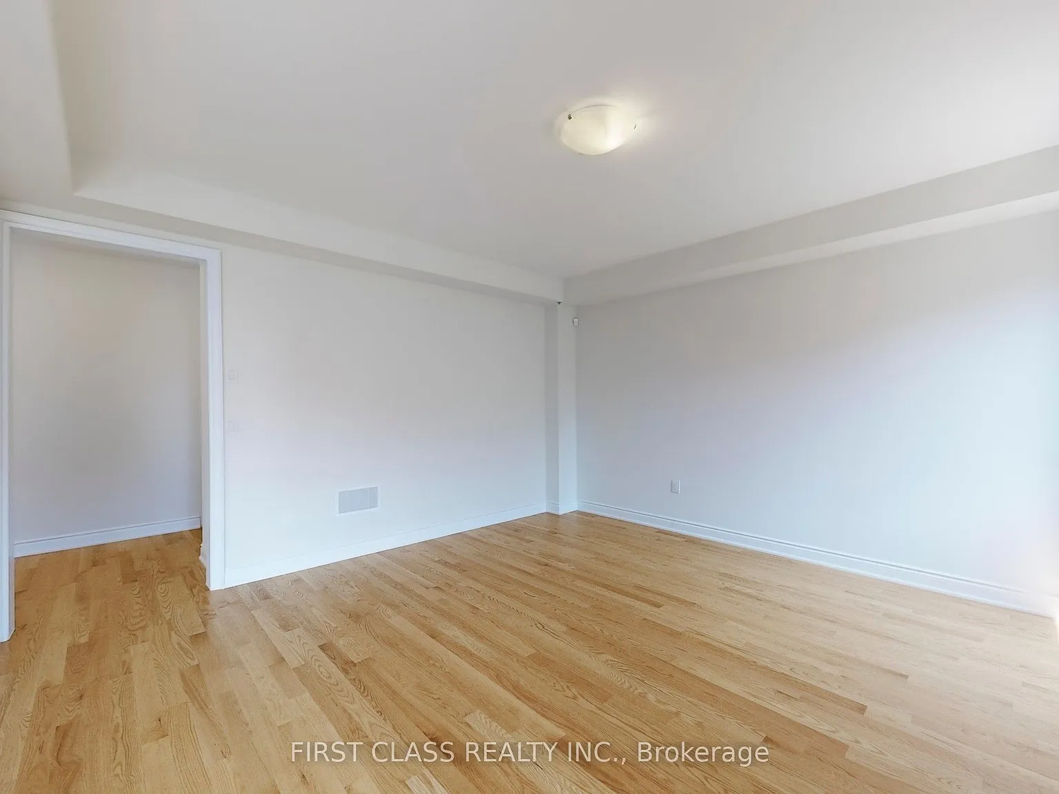 4 bed, $4,500 — Photo 4