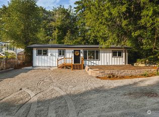2926 NE Alder St, Bremerton, WA 98310