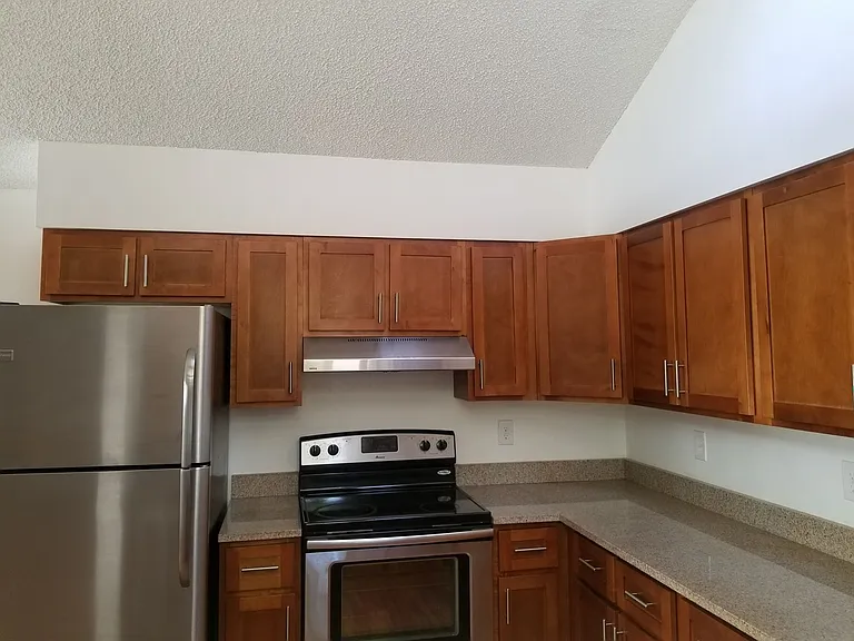 2836 Troxell Ave — Photo 29