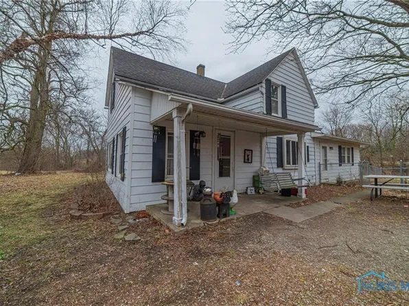 18496 Tontogany Rd, Bowling Green, OH 43402